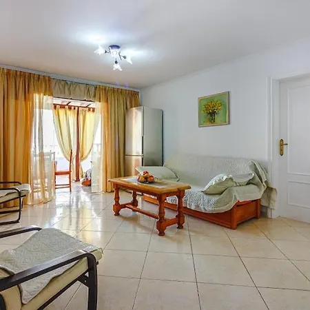 Paraiso Royal Lägenhet *